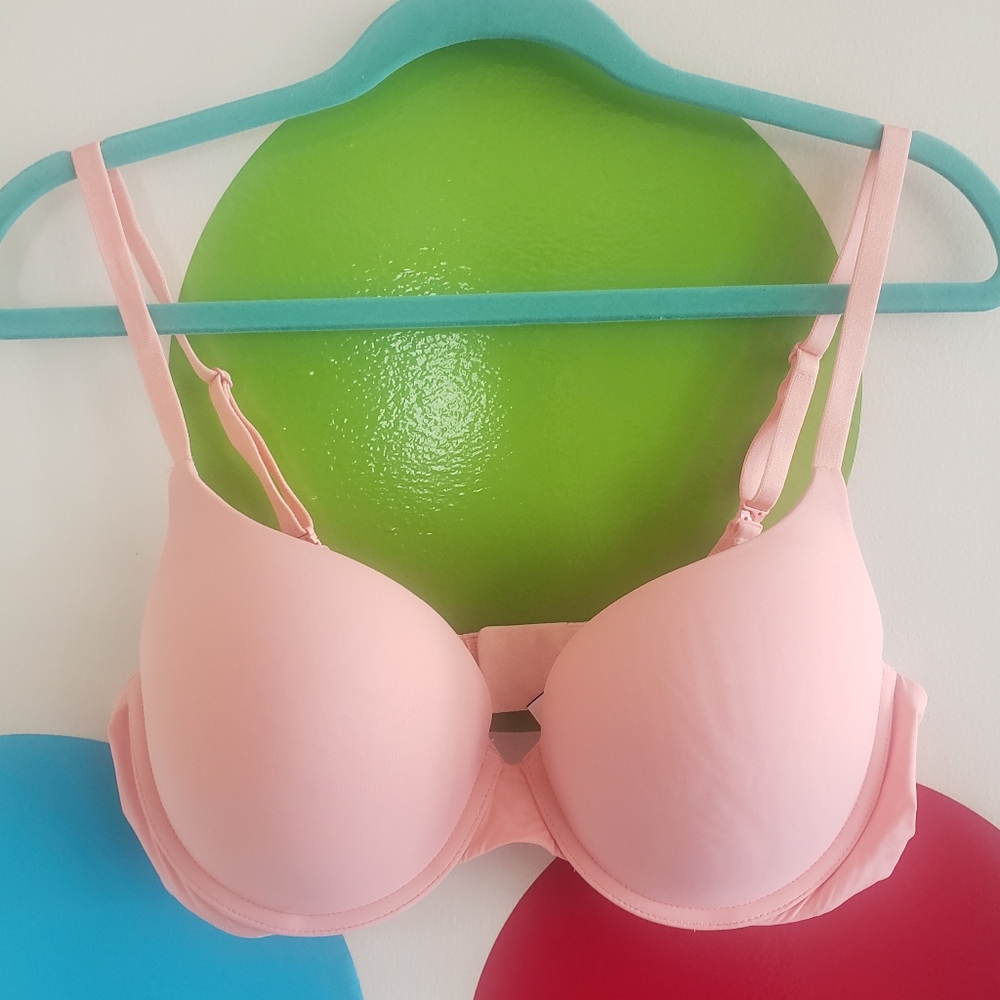 Victoria's Secret T-Shirt Push Up Bra 38C